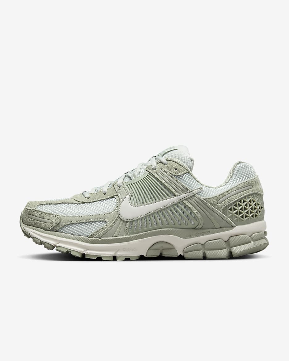 Nike Zoom Vomero 5 Men s Shoes. Nike SI